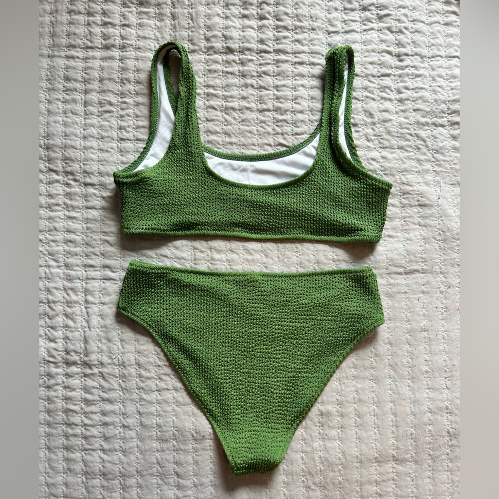 Green Textured Bikini Set - Picture 8 of 8